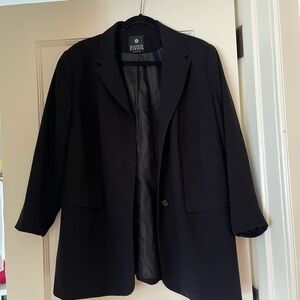 Perfect oversized black blazer!